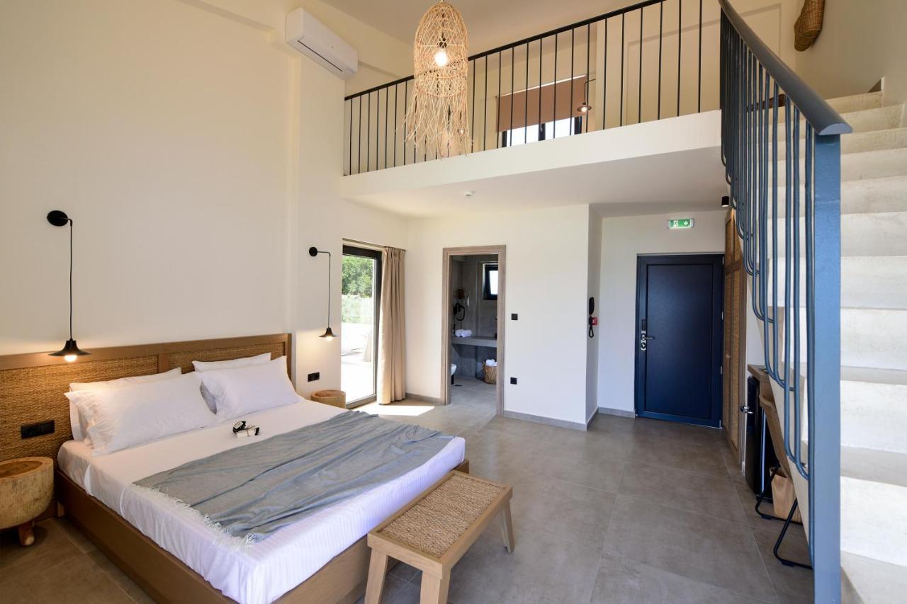 Hotel Elies Aesthetic Living Nea Iraklitsa Exterior foto
