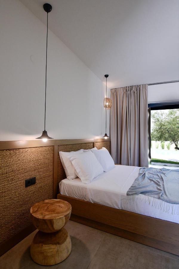 Hotel Elies Aesthetic Living Nea Iraklitsa Exterior foto