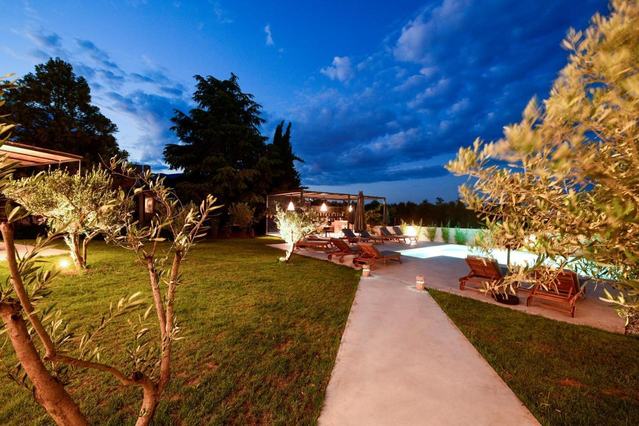 Hotel Elies Aesthetic Living Nea Iraklitsa Exterior foto