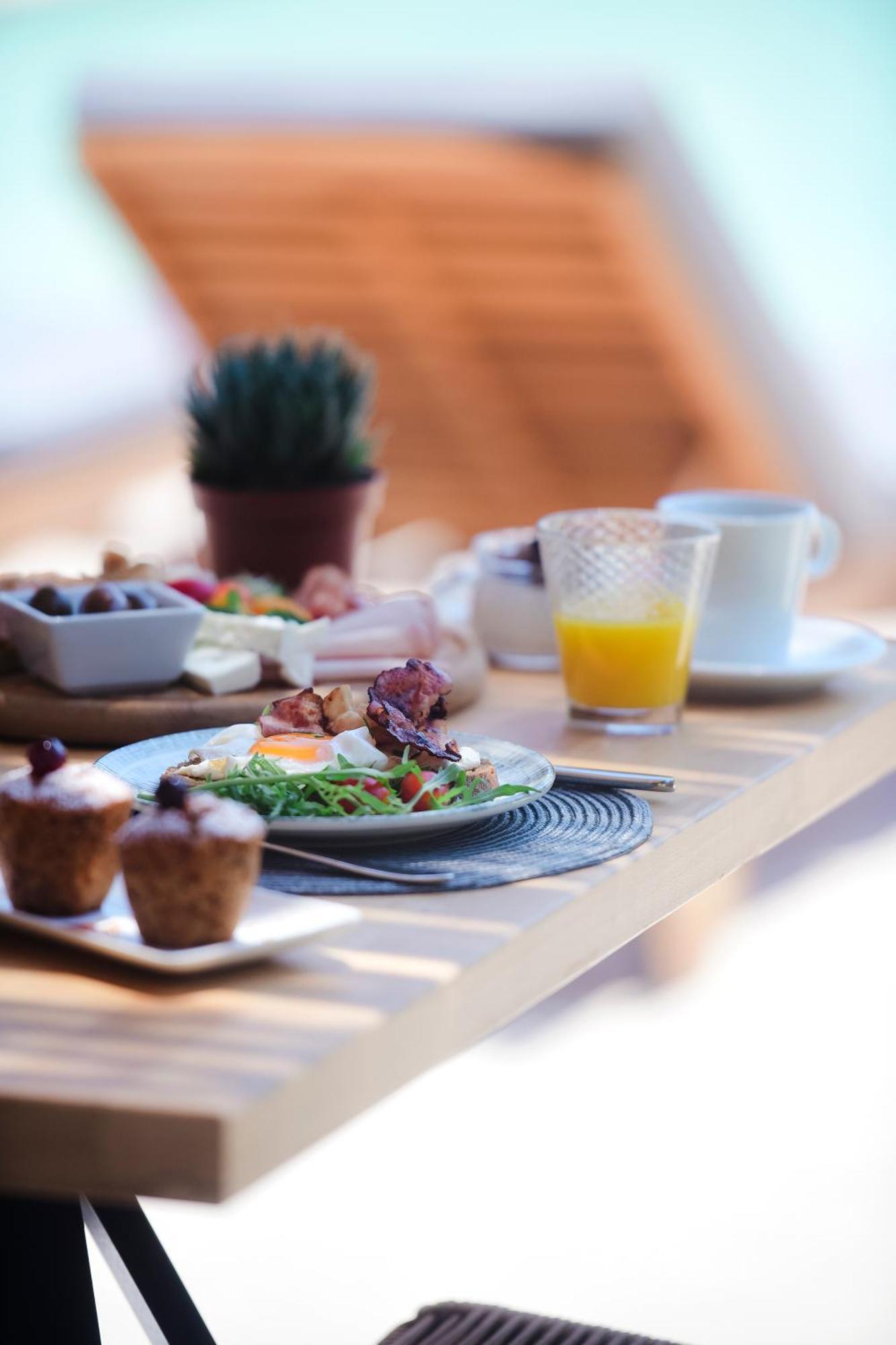 Hotel Elies Aesthetic Living Nea Iraklitsa Exterior foto